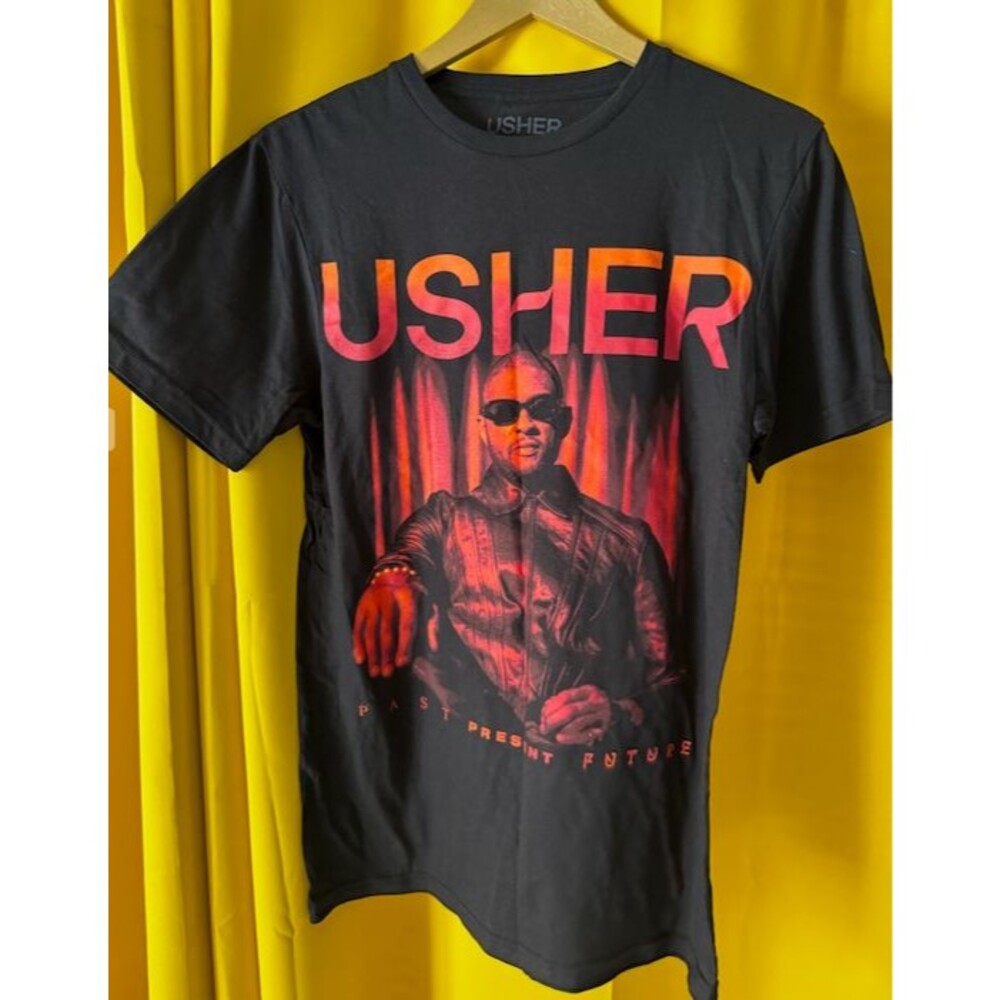 Usher 2024 Past Present Future Tour T-Shirt Black Graphic Concert Tee
